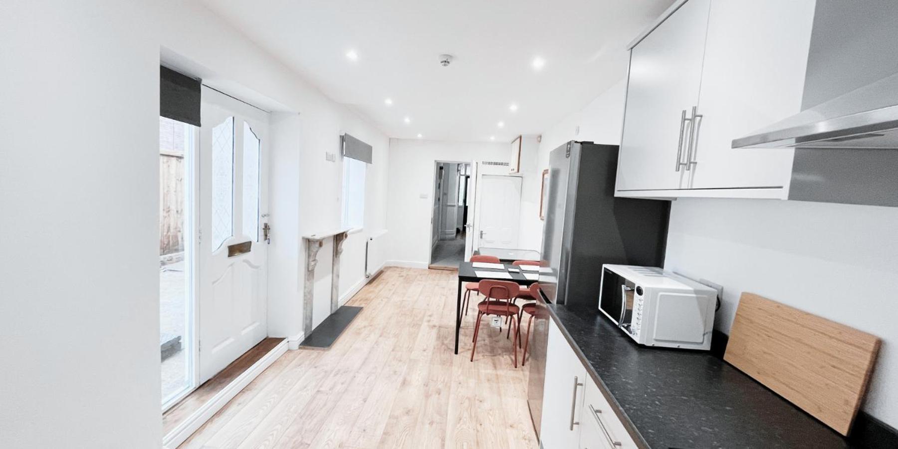 Single Room In Modern House Near Nottingham Exterior foto